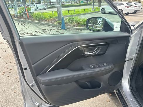 Used 2025 Acura ADX AWD image 23