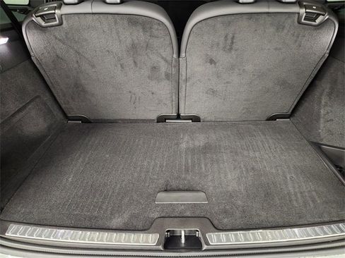 New 2025 Volvo XC90 T8 Plus w/ Protection Package Premier image 34