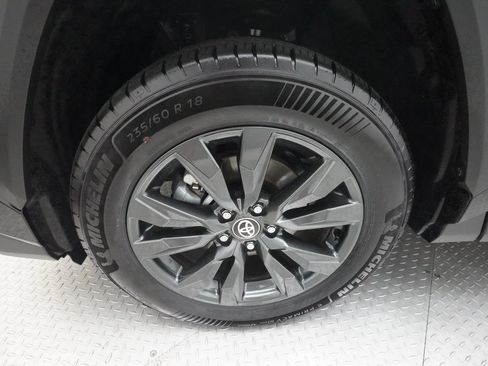 Used 2026 Toyota RAV4 XLE Premium AWD/4WD image 25