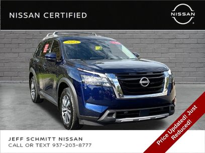 Certified 2025 Nissan Pathfinder SL