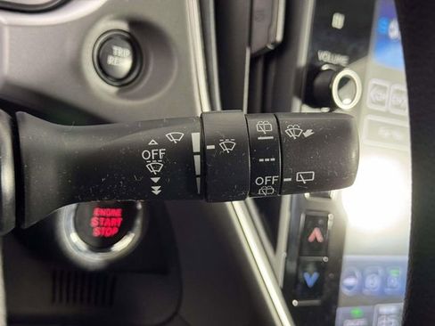 Used 2024 Subaru Crosstrek 2.0i Premium image 23