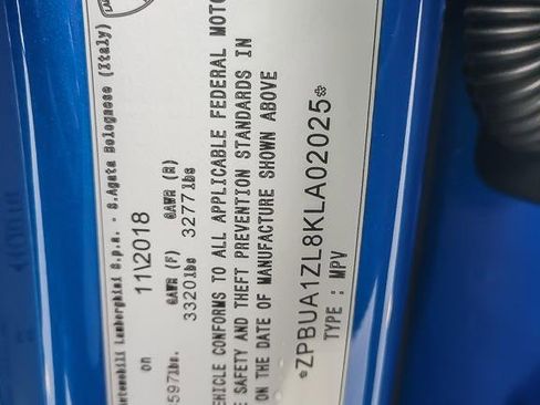 Used 2019 Lamborghini Urus image 27