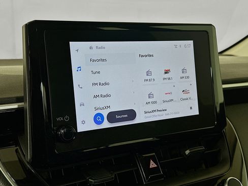 Used 2025 Toyota Corolla LE image 19