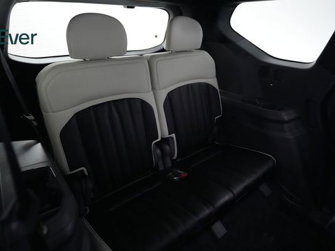 Used 2024 Kia EV9 GT-Line image 26