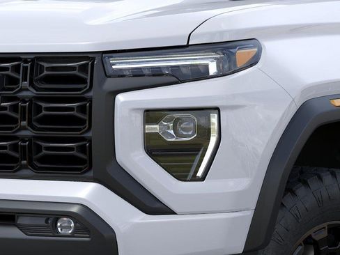 New 2026 GMC Canyon Elevation w/ Convenience Package RWD image 10