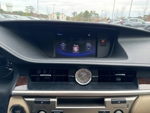 Used 2015 Lexus ES 350 image 10
