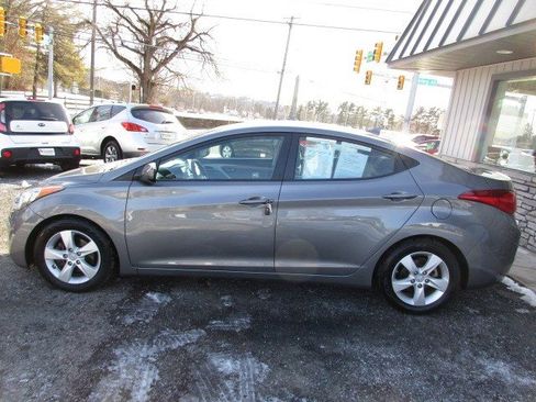 Used 2013 Hyundai Elantra GLS image 5