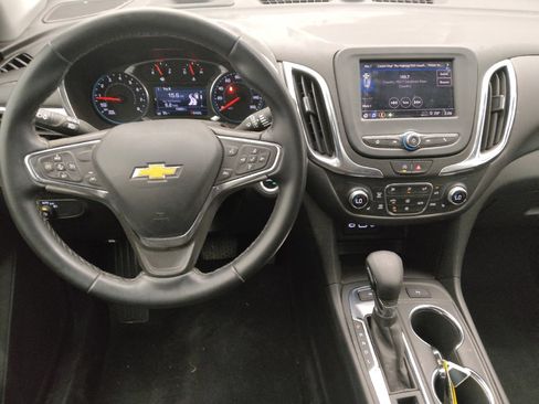 Used 2024 Chevrolet Equinox LT AWD/4WD image 22