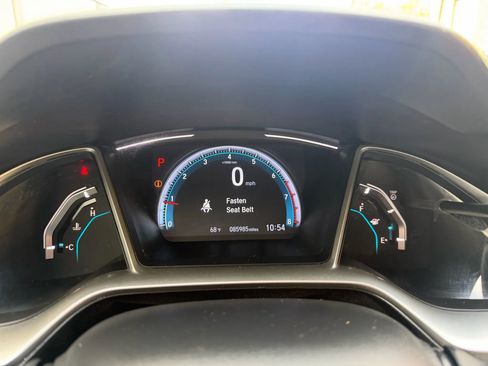 Used 2019 Honda Civic EX image 10