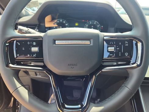 Used 2026 Land Rover Range Rover Evoque S image 18