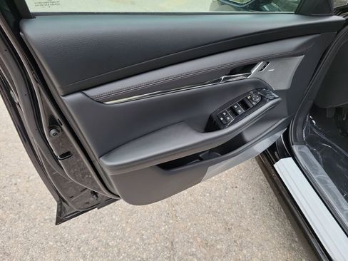New 2026 MAZDA MAZDA3 2.5 S Hatchback w/ Premium Pkg FWD image 19