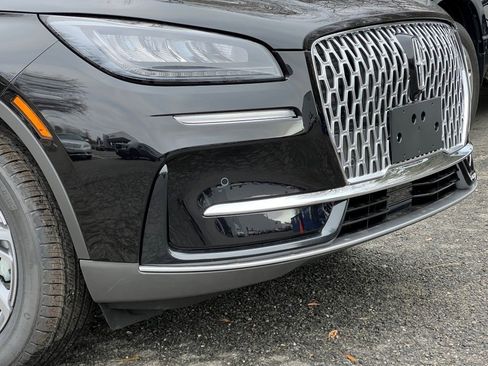 New 2026 Lincoln Corsair Premiere image 2