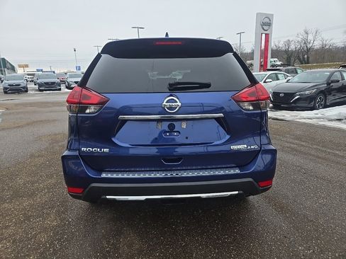Used 2019 Nissan Rogue S w/ Special Edition Package image 6