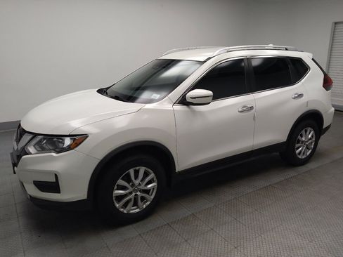Used 2020 Nissan Rogue SV AWD/4WD image 2