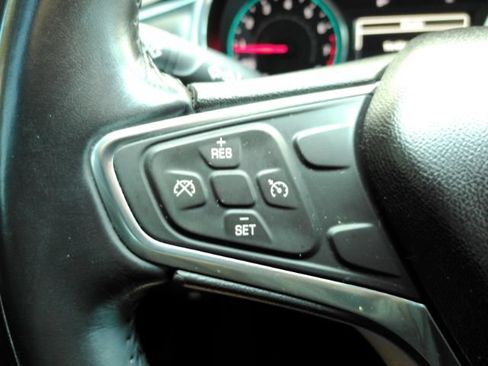 Used 2018 Chevrolet Malibu LT w/ Leather Package FWD image 36