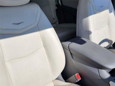 Used 2020 Cadillac XT5 Premium Luxury image 18