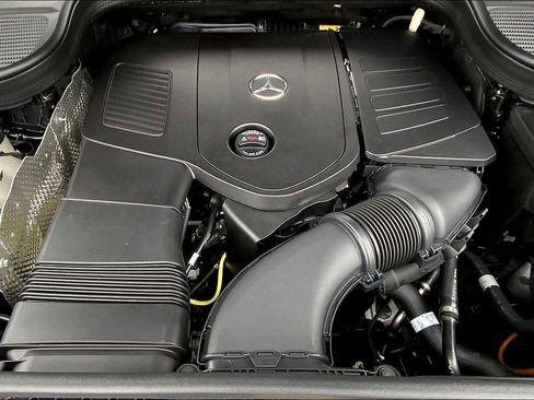 New 2025 Mercedes-Benz GLE 450e GLE 450e image 17