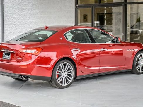 Used 2015 Maserati Ghibli RWD image 9