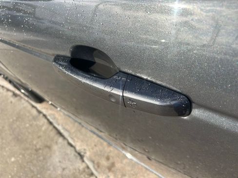 Used 2018 Land Rover Range Rover HSE image 22