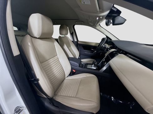 Used 2020 Land Rover Discovery Sport S image 29