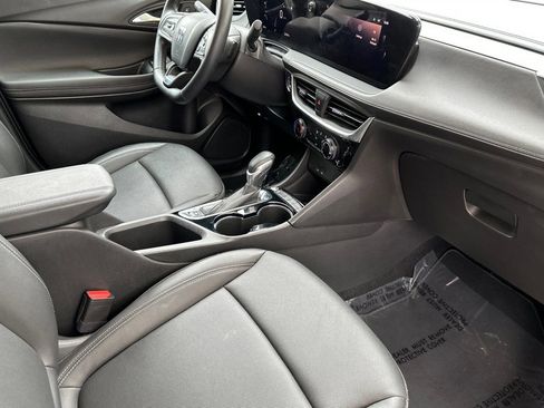 Certified 2024 Buick Encore GX Sport Touring FWD image 15