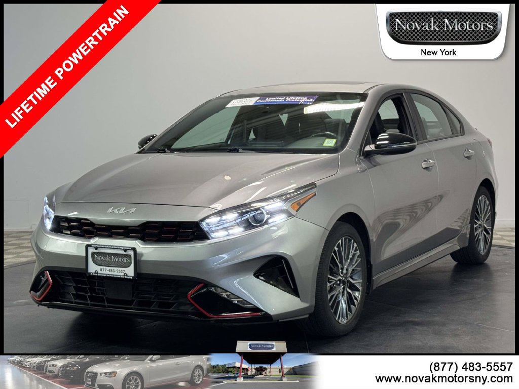 Used 2023 Kia Forte GT-Line w/ GT-Line Premium Package FWD image 4