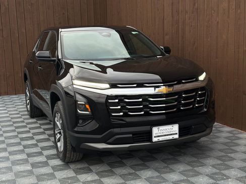 Used 2025 Chevrolet Equinox LT w/ Safety and Technology Package image 14