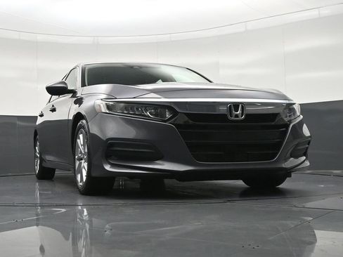 Used 2018 Honda Accord LX image 26