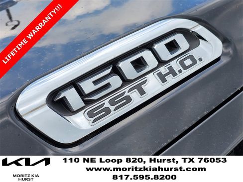 Used 2025 RAM 1500 Limited w/ Body Color Bumper Group image 12