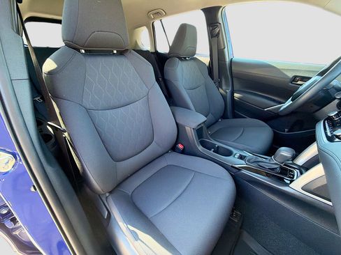 Used 2023 Toyota Corolla Cross LE image 14