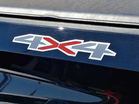 Used 2023 Chevrolet Silverado 1500 LT image 27