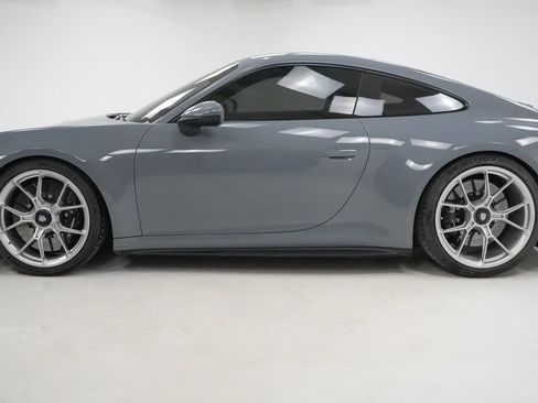 Certified 2023 Porsche 911 GT3 image 2