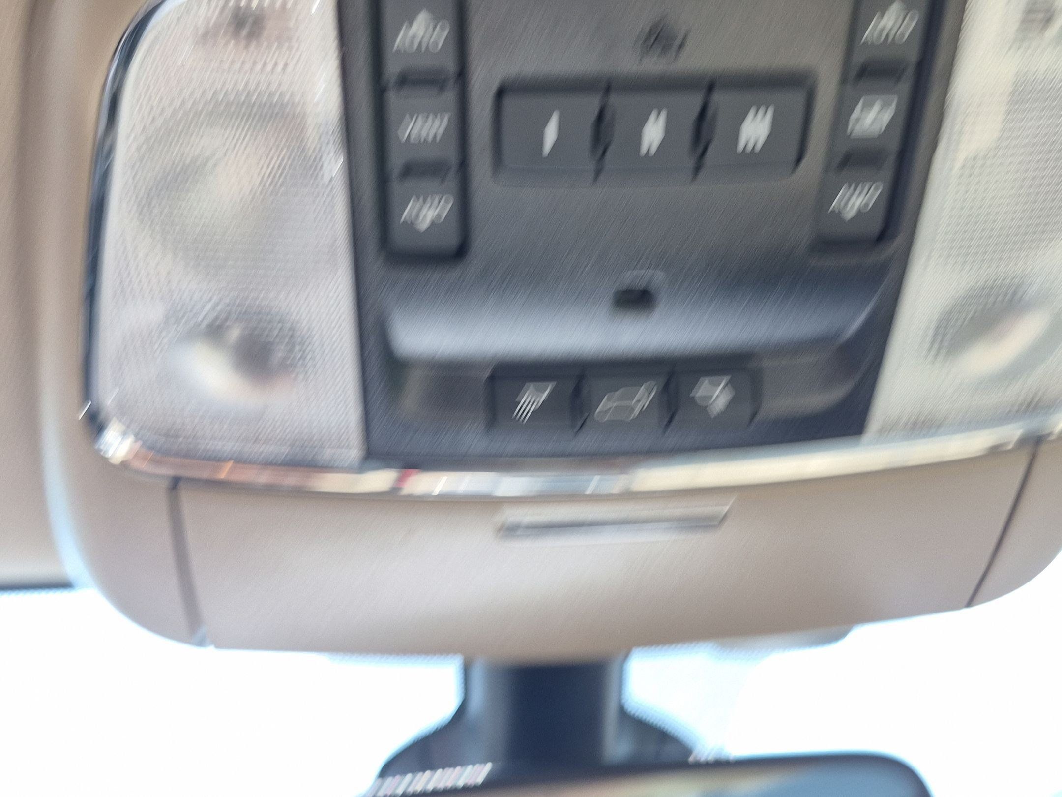 Used 2021 Jeep Grand Cherokee Overland AWD/4WD image 20
