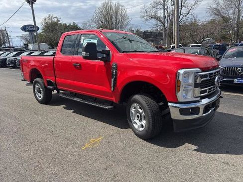 New 2026 Ford F350 4x4 SuperCab Super Duty image 3
