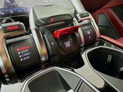 Used 2019 Lamborghini Urus AWD image 11