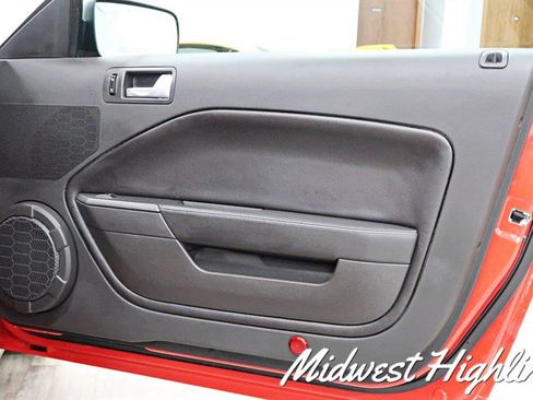 Used 2009 Ford Mustang Shelby GT500 RWD image 39