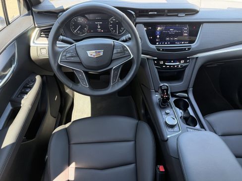 New 2026 Cadillac XT5 Luxury AWD/4WD image 14