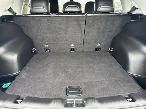 Used 2020 Jeep Compass Limited image 22