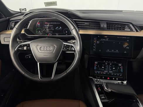 Used 2024 Audi Q8 e-tron Premium Plus w/ Premium Plus Package AWD/4WD image 14
