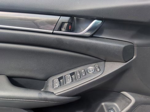 Used 2022 Honda Accord Sport image 24