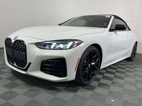 New 2026 BMW 430i Convertible w/ M Sport Package RWD image 2