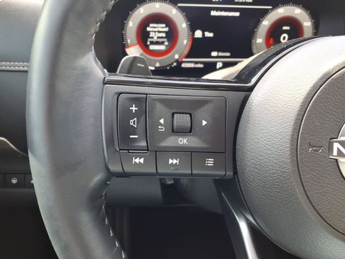 Used 2023 Nissan Pathfinder Platinum FWD image 25