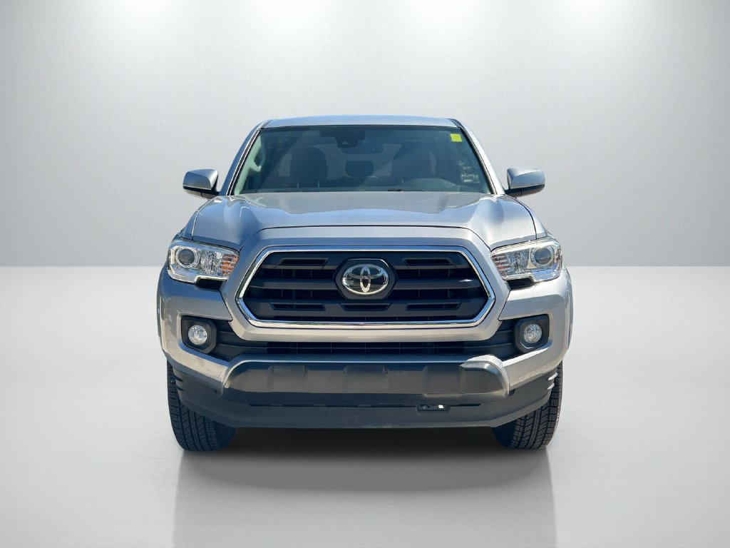 Used 2019 Toyota Tacoma SR5 RWD image 2