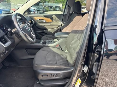 Used 2020 GMC Terrain SLE w/ Driver Convenience Package FWD image 9