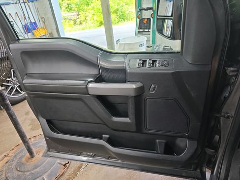 Used 2018 Ford F150 XLT w/ Equipment Group 301A Mid AWD/4WD image 25