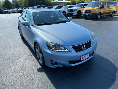 Used 2011 Lexus IS 250 image 6