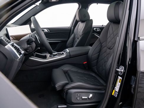 New 2026 BMW X5 xDrive50e w/ Executive Package image 16