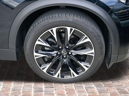 New 2024 MAZDA CX-90 Plug-In Hybrid w/ Premium Plus AWD/4WD image 41