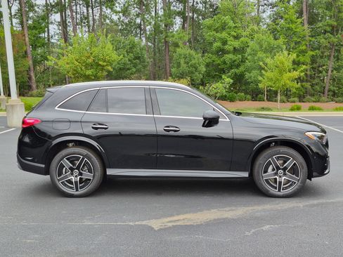 New 2027 Mercedes-Benz GLC 300 4MATIC image 11