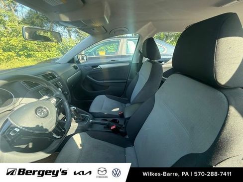 Used 2017 Volkswagen Jetta S FWD image 11